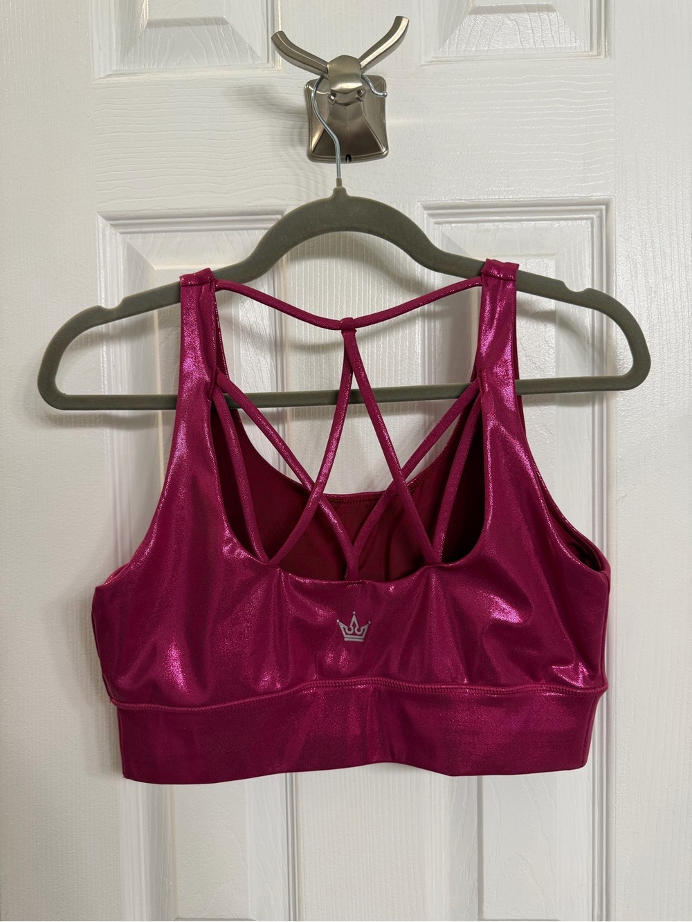 Crowned Athletics Garnet Metallic Strappy Sports Bra Size Large - Picture 2 of 3